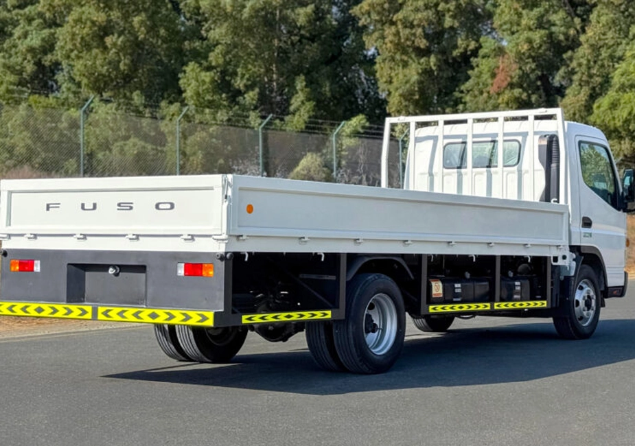 Carrocería cerrada vs plataforma abierta: diferencias, ventajas y desventajas